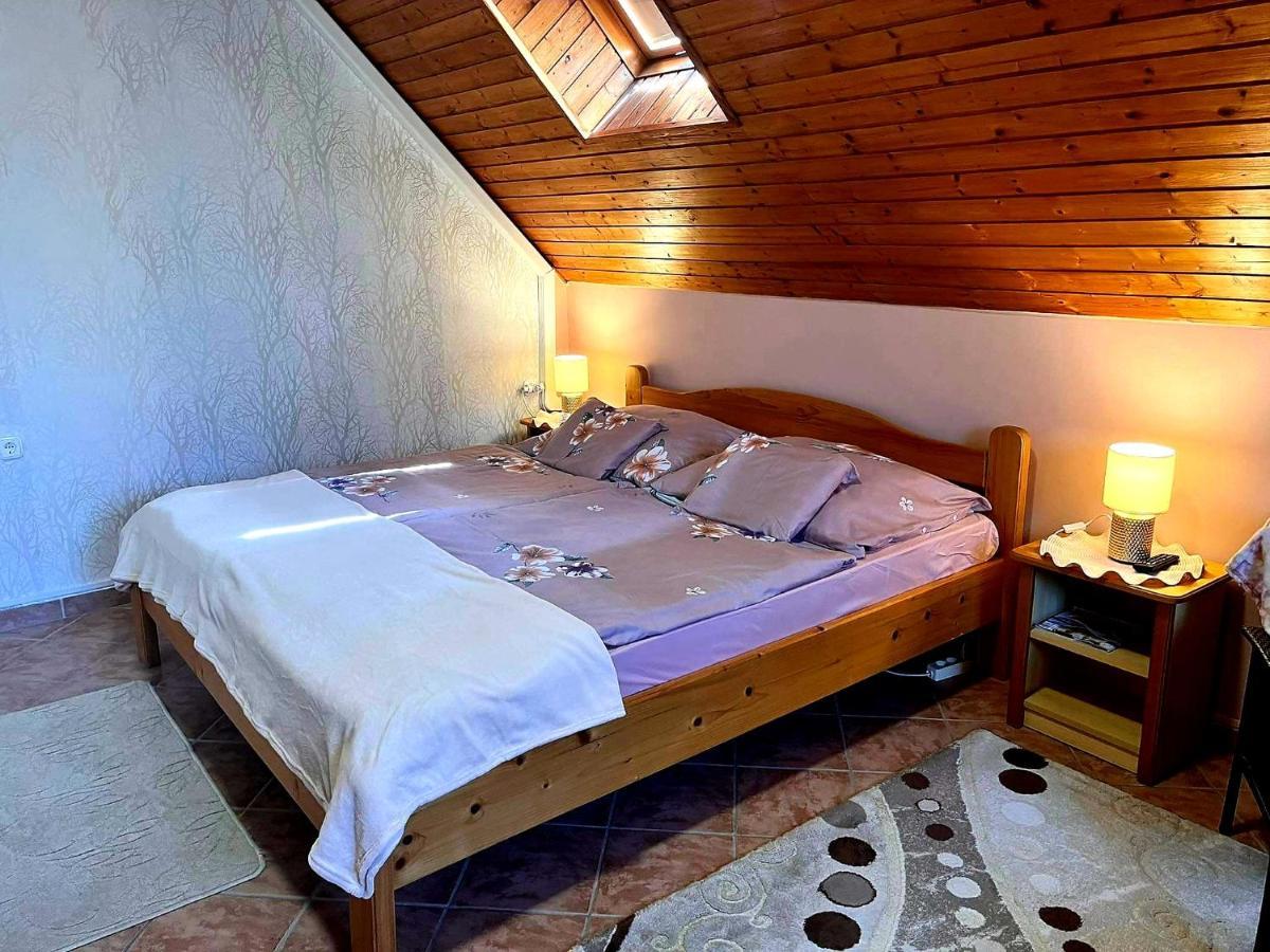Dora Studio Apartmanok Zalakaros Exteriér fotografie