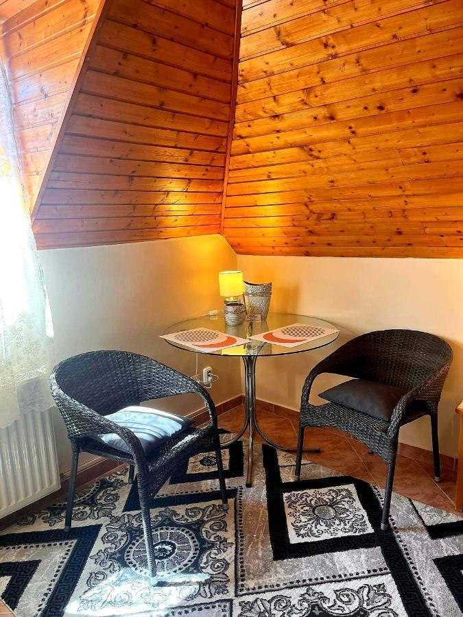 Dora Studio Apartmanok Zalakaros Exteriér fotografie