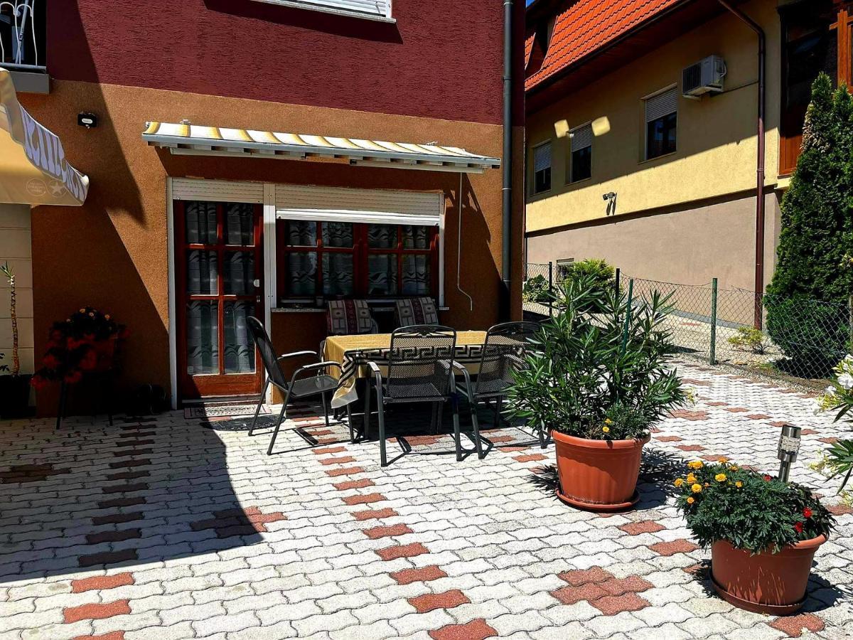 Dora Studio Apartmanok Zalakaros Exteriér fotografie
