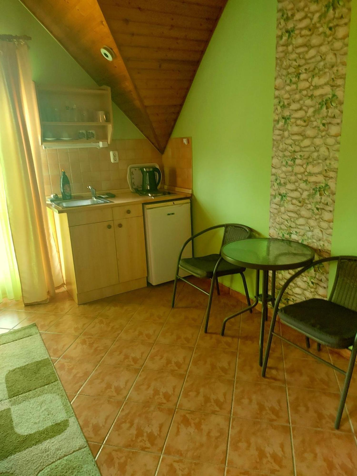Dora Studio Apartmanok Zalakaros Exteriér fotografie