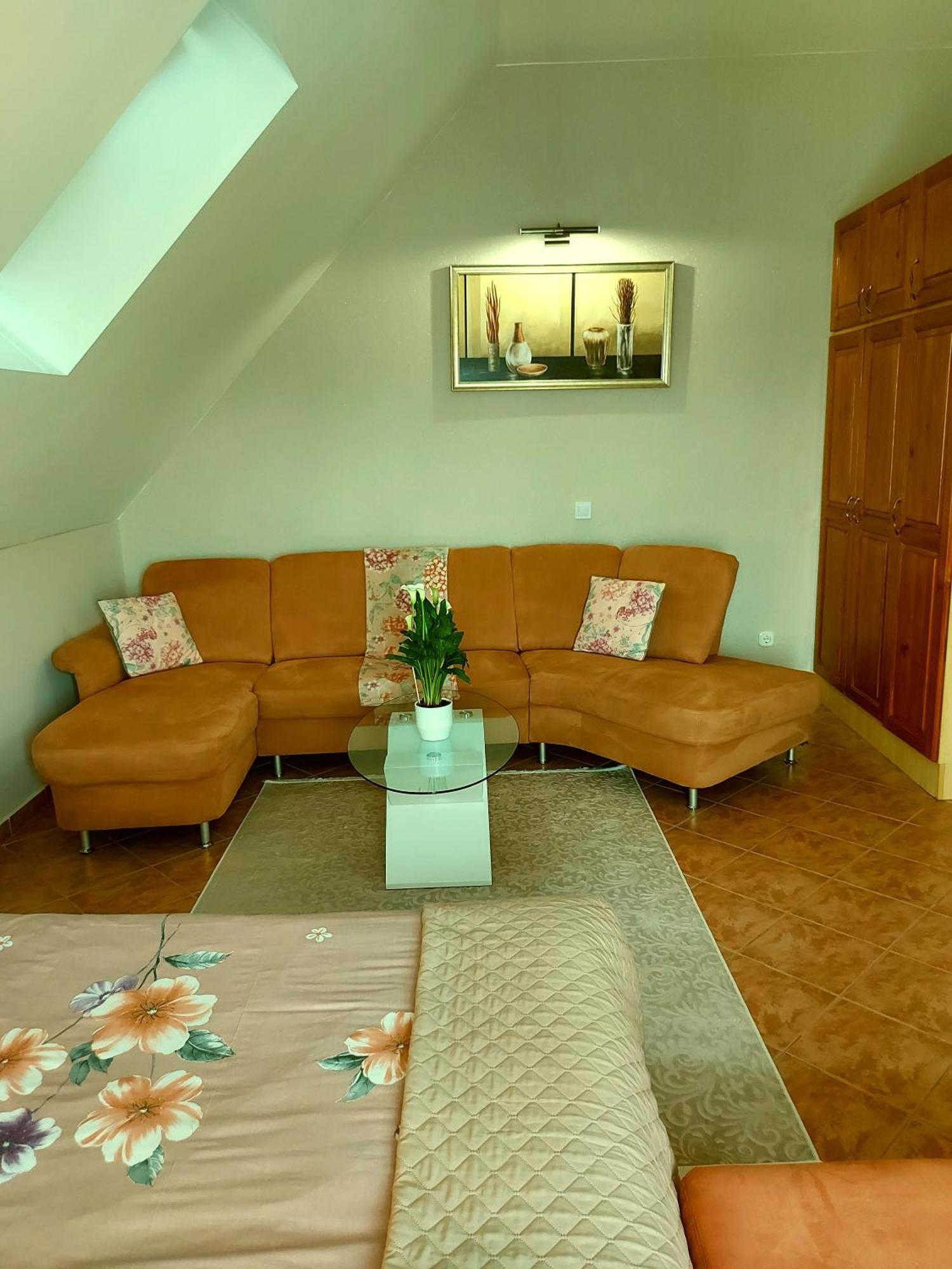 Dora Studio Apartmanok Zalakaros Exteriér fotografie
