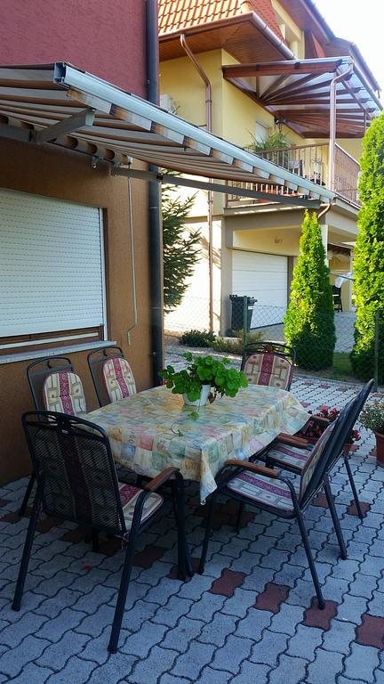 Dora Studio Apartmanok Zalakaros Exteriér fotografie